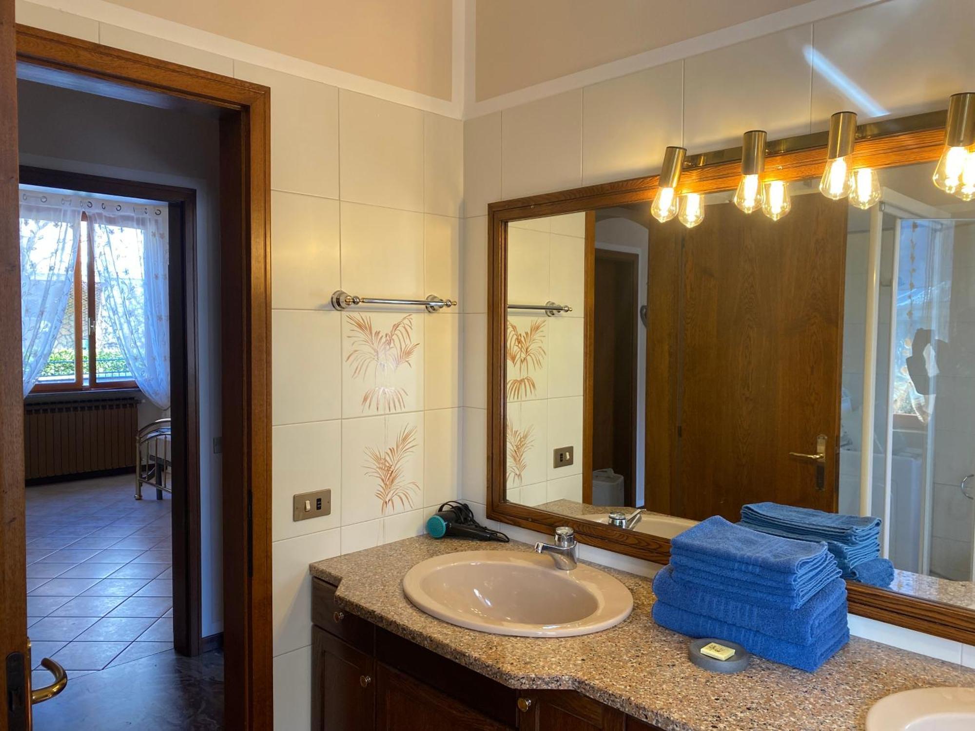 Casa Sara Apartment Anfo Luaran gambar